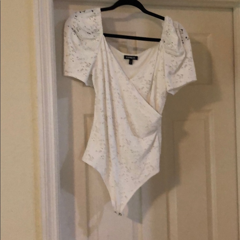 Express puff sleeve bodysuit